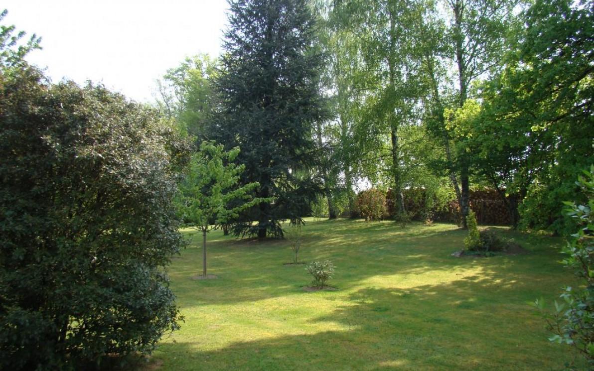 Chambre D'Hotes Les Chenes Chaptelat Exterior photo